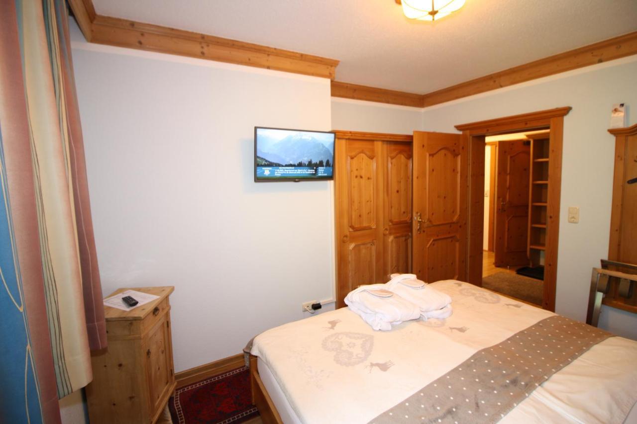 Vronis Waldhaus Adults Only Aparthotel Mayrhofen Eksteriør bilde