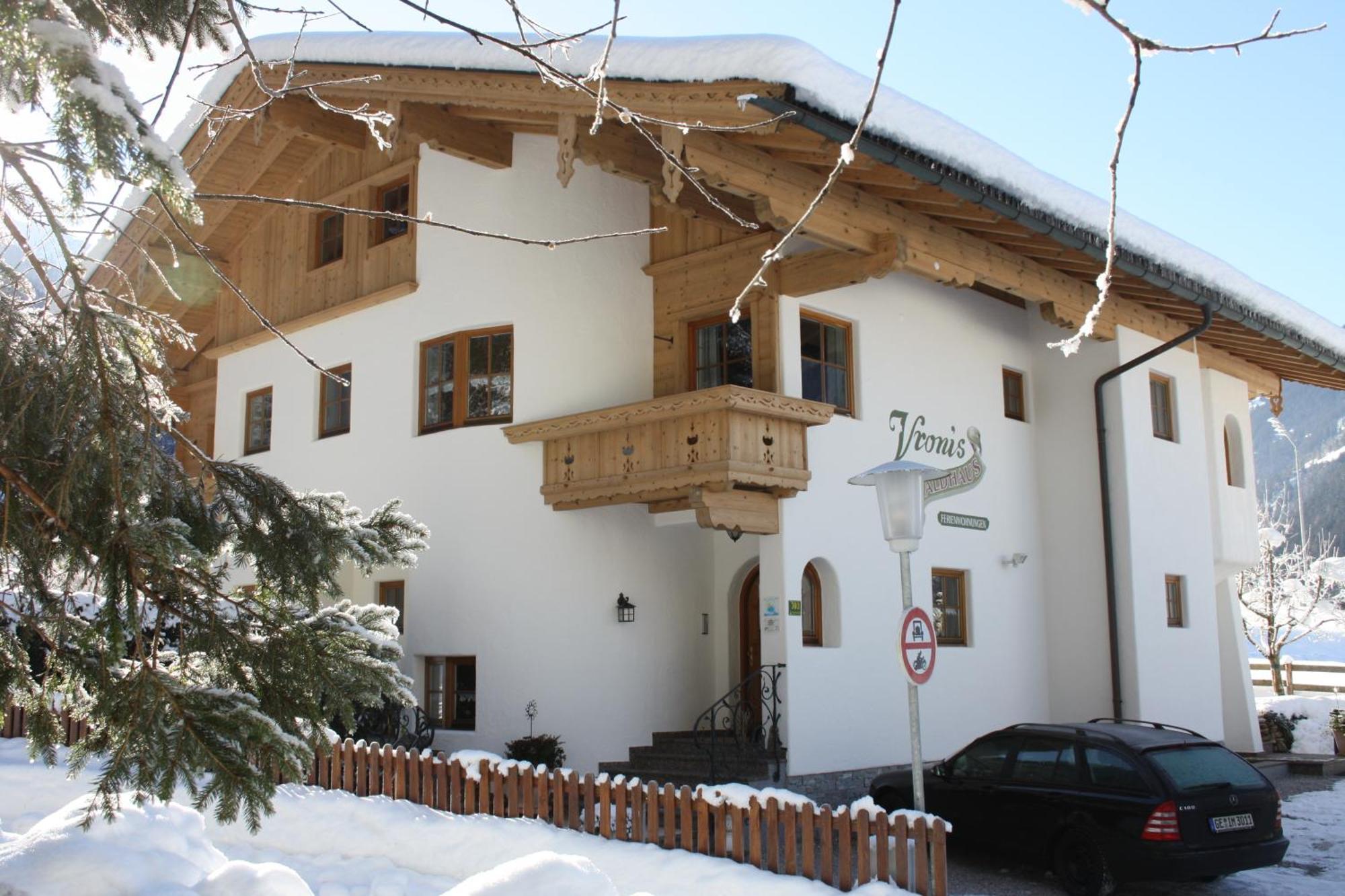 Vronis Waldhaus Adults Only Aparthotel Mayrhofen Eksteriør bilde
