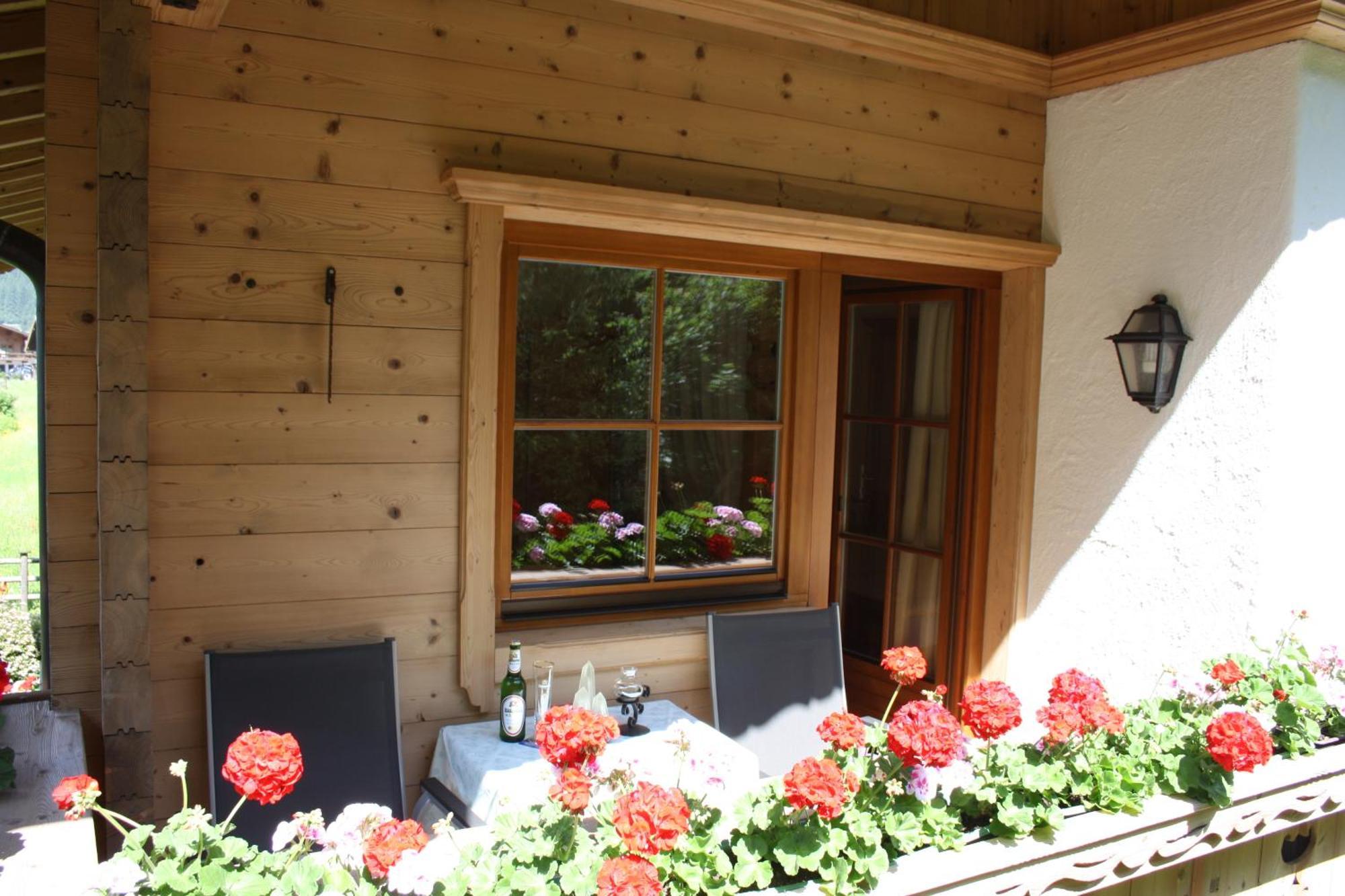 Vronis Waldhaus Adults Only Aparthotel Mayrhofen Rom bilde