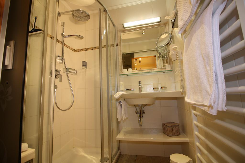 Vronis Waldhaus Adults Only Aparthotel Mayrhofen Eksteriør bilde