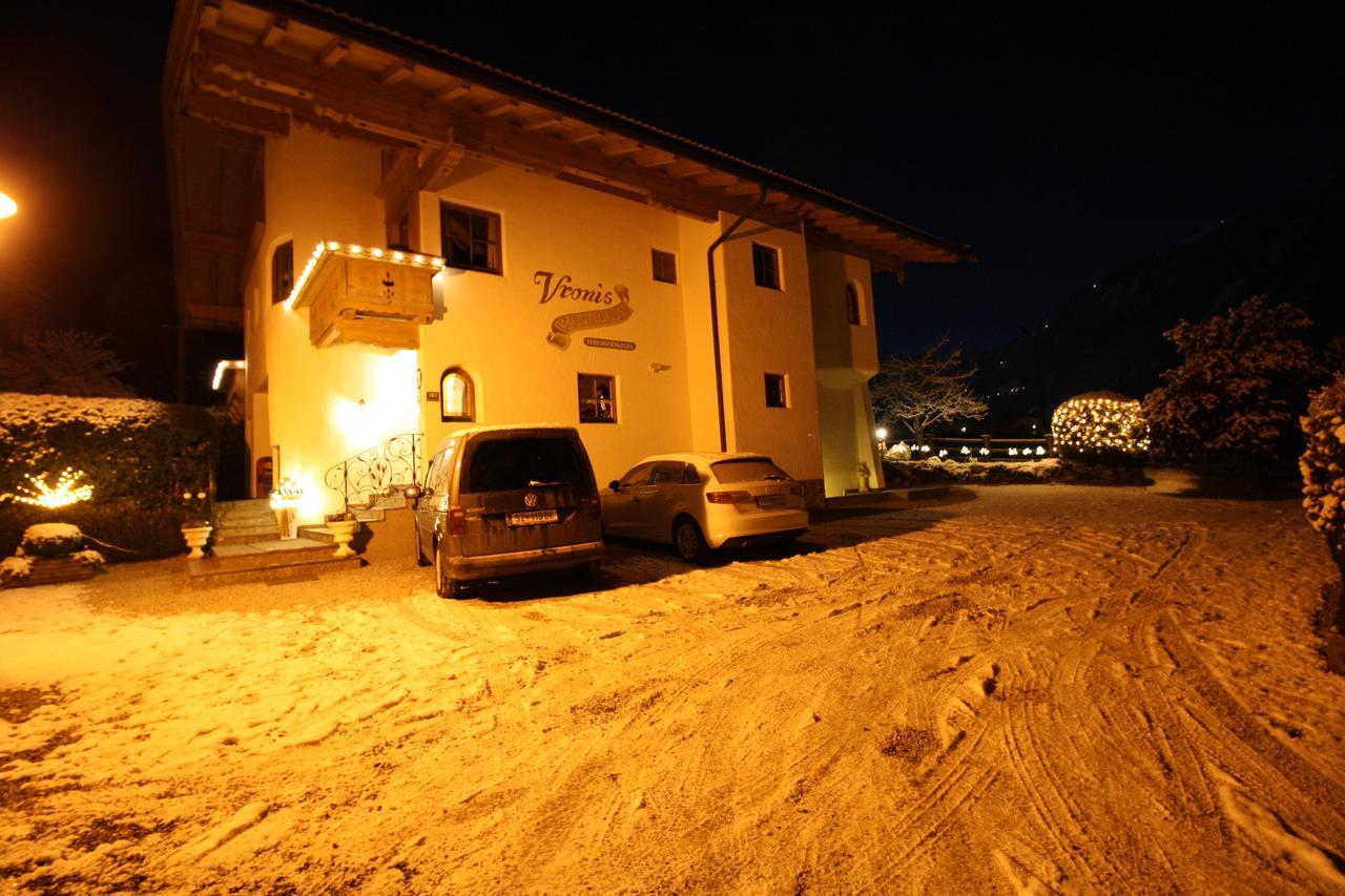 Vronis Waldhaus Adults Only Aparthotel Mayrhofen Eksteriør bilde