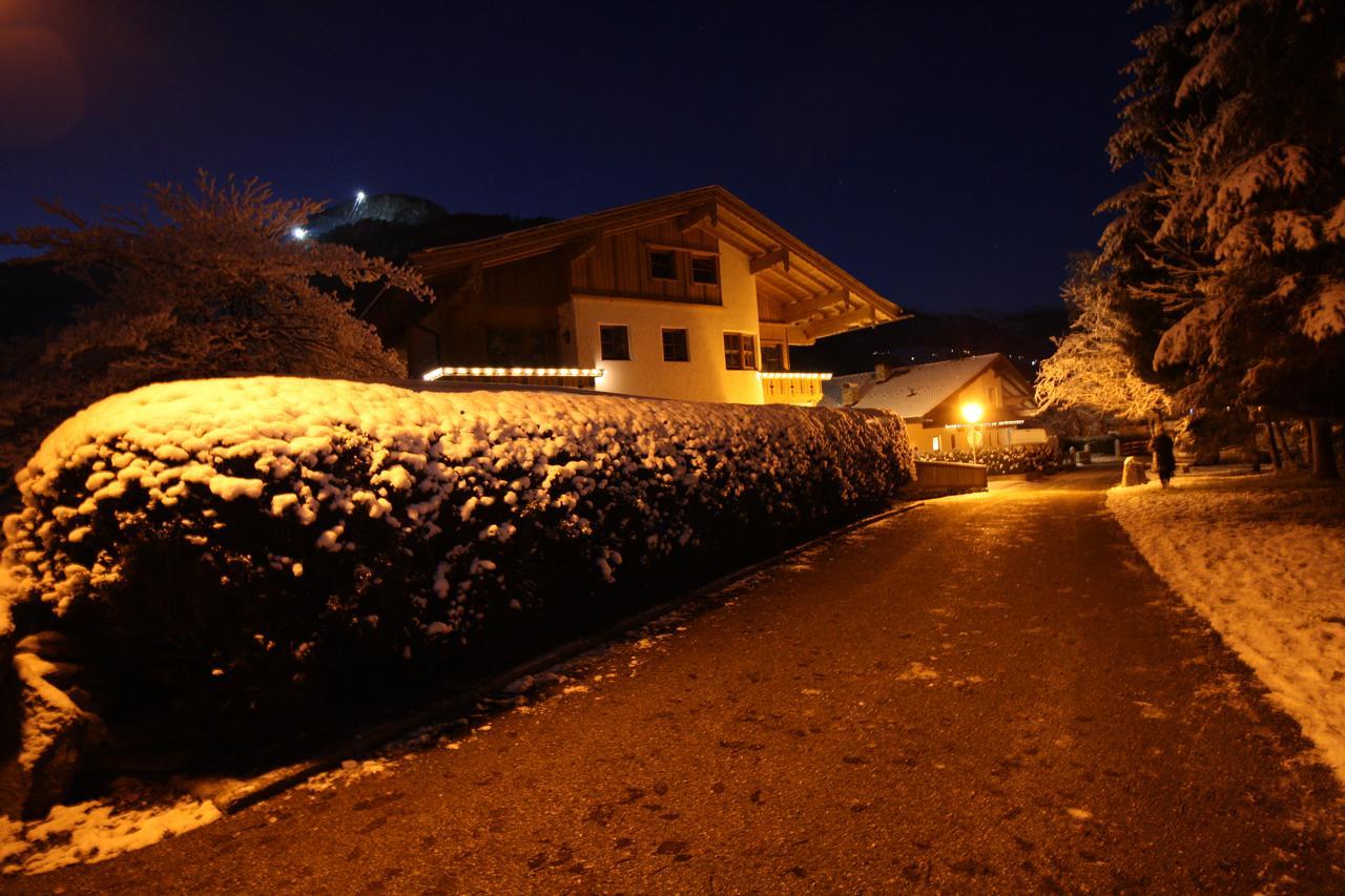 Vronis Waldhaus Adults Only Aparthotel Mayrhofen Eksteriør bilde
